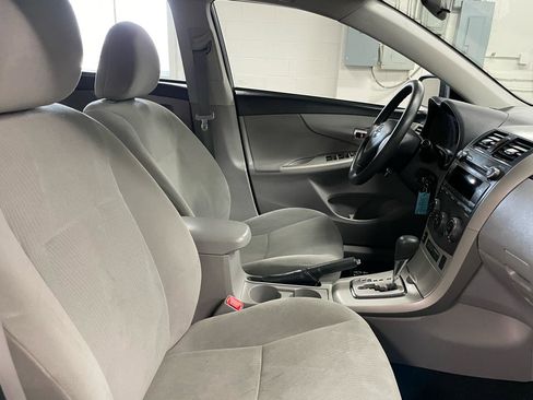 Used 2011 Toyota Corolla LE image 17