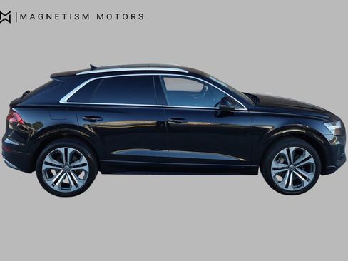Used 2019 Audi Q8 Prestige image 3