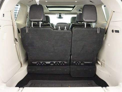 Certified 2018 Chrysler Pacifica Limited image 14