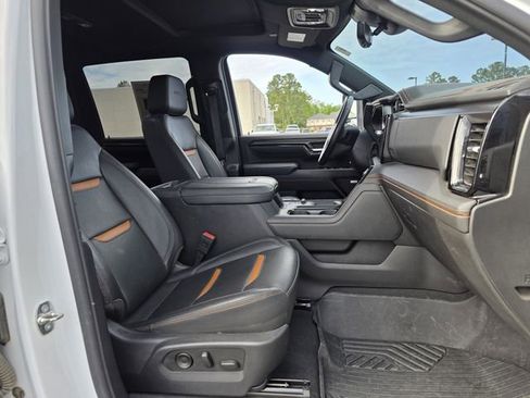 Used 2024 GMC Sierra 2500 AT4 w/ AT4 Premium Plus Package AWD/4WD image 28