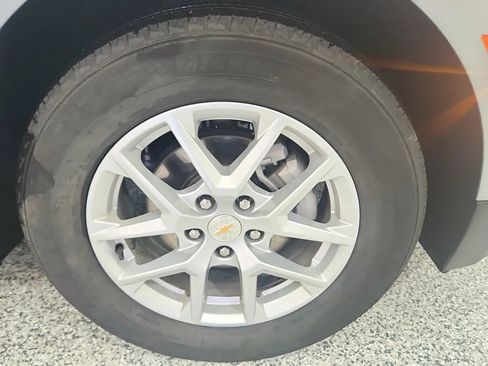 Used 2024 Chevrolet Equinox LT w/ LPO, Floor Liner Package image 13