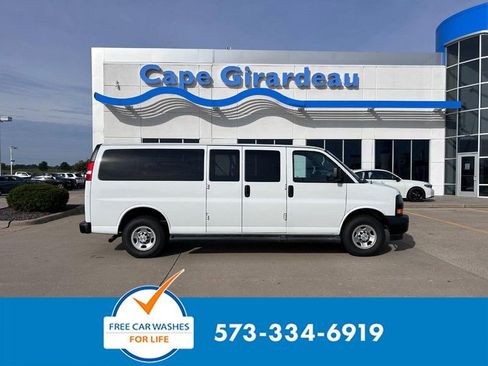 Used 2022 Chevrolet Express 3500 LS image 1