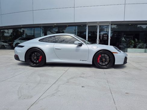 Used 2026 Porsche 911 Carrera GTS RWD image 8