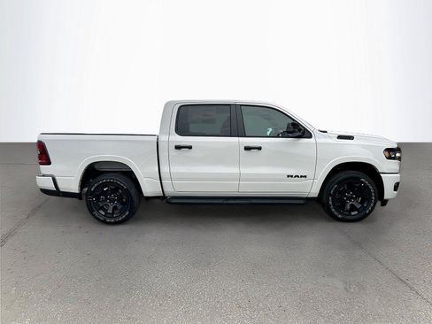 New 2026 RAM 1500 Big Horn AWD/4WD image 3
