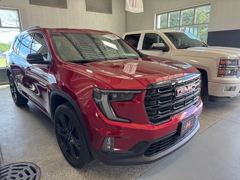 Used 2024 GMC Acadia Elevation w/ Black Edition AWD/4WD image 3