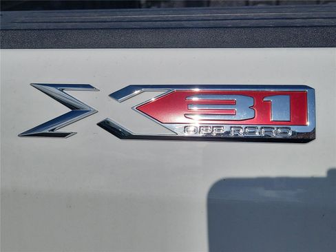 New 2026 GMC Sierra 1500 SLT w/ SLT Premium Plus Package image 7