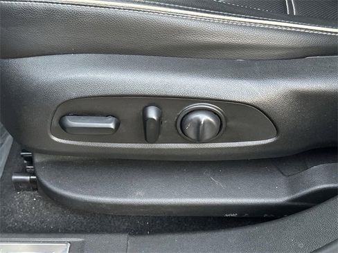 Used 2020 GMC Acadia Denali image 34