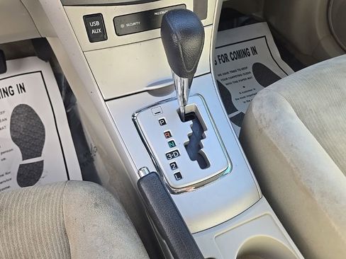 Used 2013 Toyota Corolla LE image 22