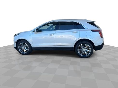 Certified 2025 Cadillac XT5 Premium Luxury image 5