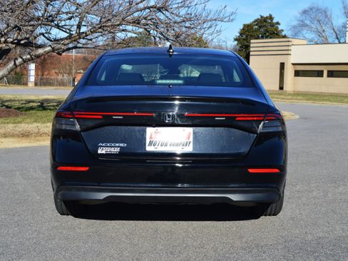 Used 2024 Honda Accord LX image 15