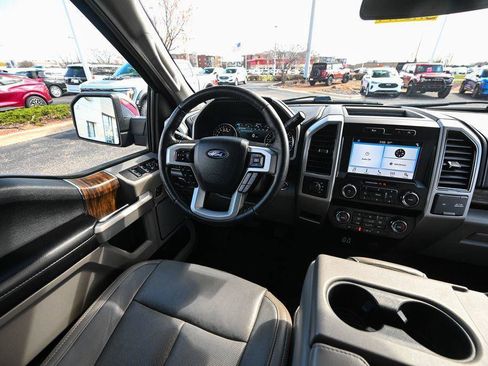 Used 2019 Ford F150 Lariat AWD/4WD image 32