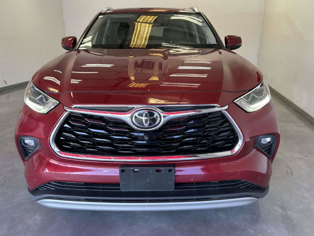 Used 2021 Toyota Highlander Platinum AWD/4WD image 7