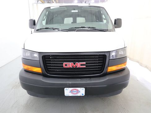 Used 2021 GMC Savana 3500 LS w/ Cold Climate Package RWD image 2