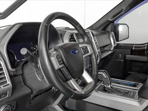 Used 2015 Ford F150 Platinum w/ Equipment Group 701A Luxury RWD image 24