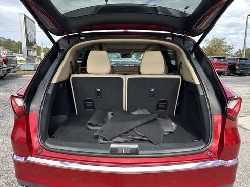 Used 2022 Acura MDX SH-AWD w/ Advance Package image 11