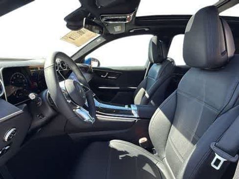 Certified 2026 Mercedes-Benz GLC 300 4MATIC image 4