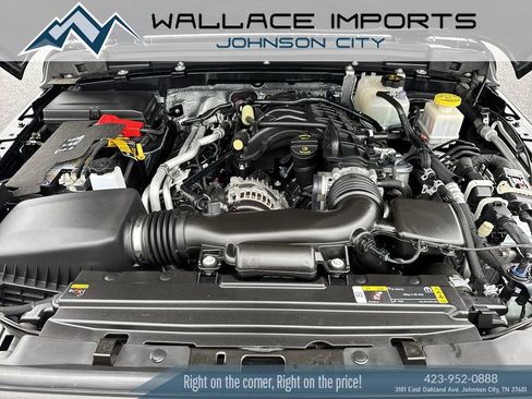 Used 2024 Jeep Gladiator Sport image 43