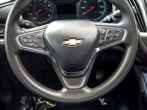 Used 2024 Chevrolet Malibu LT image 19