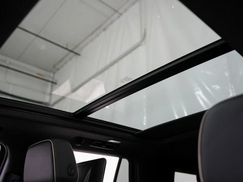 Used 2023 Chevrolet Tahoe Premier w/ Advanced Technology Package AWD/4WD image 57