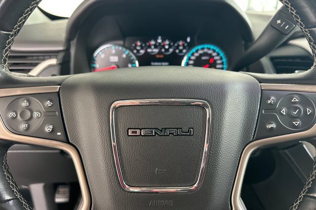 Used 2019 GMC Yukon Denali w/ Denali Ultimate Package AWD/4WD image 25