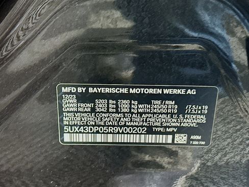 Used 2024 BMW X3 sDrive30i w/ Convenience Package image 12