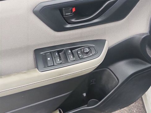 Used 2025 Subaru Forester AWD/4WD image 16