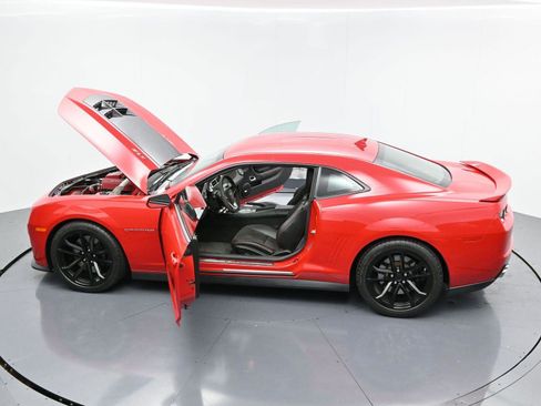 Used 2013 Chevrolet Camaro ZL1 image 39