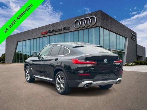 Used 2024 BMW X4 xDrive30i w/ Premium Package AWD/4WD image 4