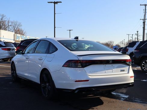 Certified 2025 Honda Accord Sport image 5