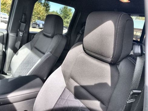 Certified 2026 Nissan Frontier SV w/ All-Weather Content Package image 11