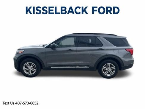 Certified 2021 Ford Explorer XLT image 6