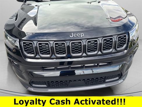 New 2026 Jeep Compass Latitude image 42