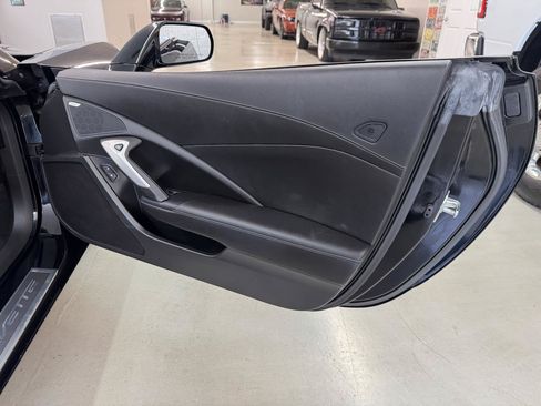 Used 2014 Chevrolet Corvette Stingray Convertible w/ Battery Protection Package RWD image 13