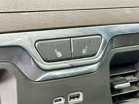 Used 2024 Chevrolet Silverado 1500 LTZ image 26