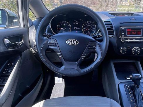 Used 2014 Kia Forte LX w/ Popular Package image 5