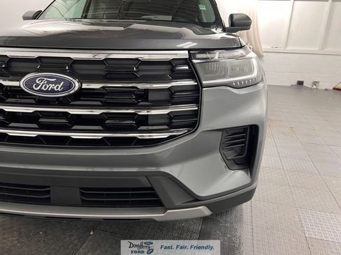 New 2026 Ford Explorer Active AWD/4WD image 12