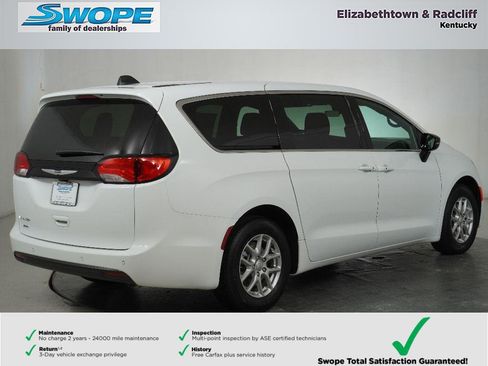 New 2026 Chrysler Voyager LX image 3