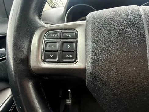 Used 2017 Dodge Journey Crossroad FWD image 22