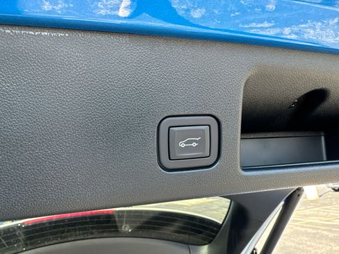 Used 2024 Chevrolet Equinox EV LT w/ Active Safety Package 3 FWD image 15