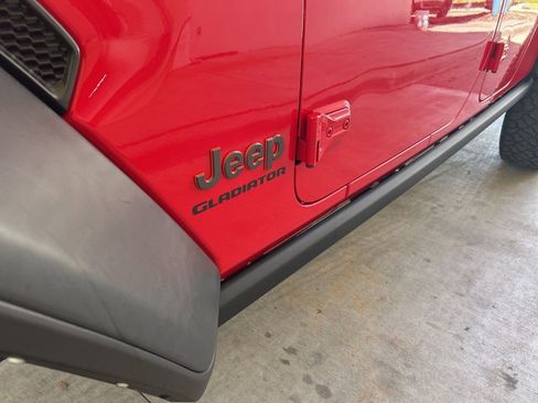 Certified 2022 Jeep Gladiator Mojave w/ Trailer Tow Package image 16