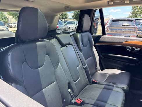 Used 2023 Volvo XC90 T8 Core AWD/4WD image 11