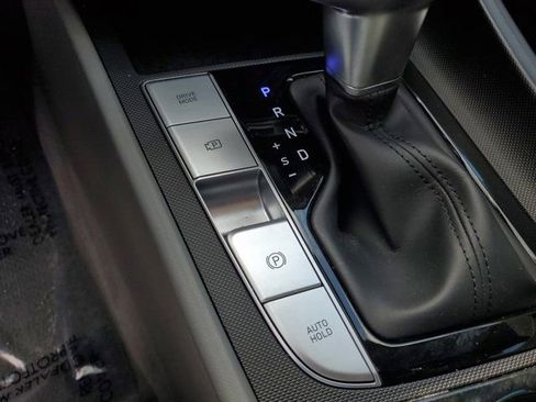 Certified 2023 Hyundai Elantra SEL w/ Convenience Package image 29