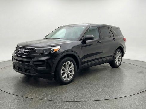 Used 2024 Ford Explorer Limited RWD image 3