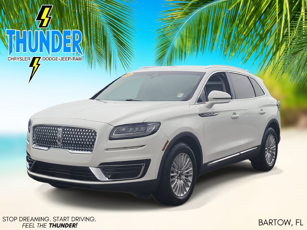 Used 2020 Lincoln Nautilus FWD image 2