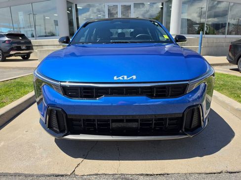 Certified 2025 Kia K4 GT-Line w/ GT-Line Sunroof Package FWD image 2