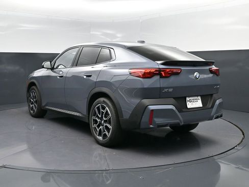 Certified 2025 BMW X2 xDrive28i image 5