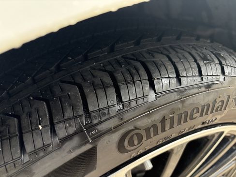 Used 2020 Mercedes-Benz C 300 4MATIC Sedan image 12