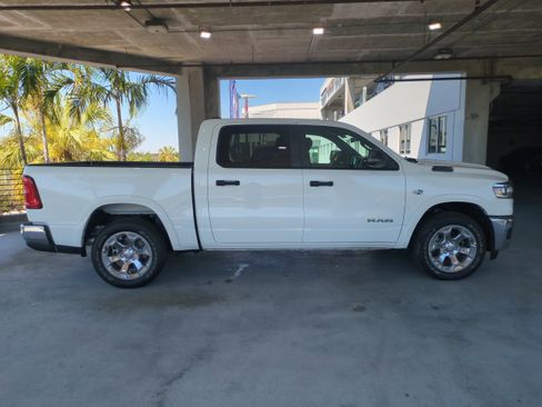 New 2026 RAM 1500 Big Horn AWD/4WD image 4