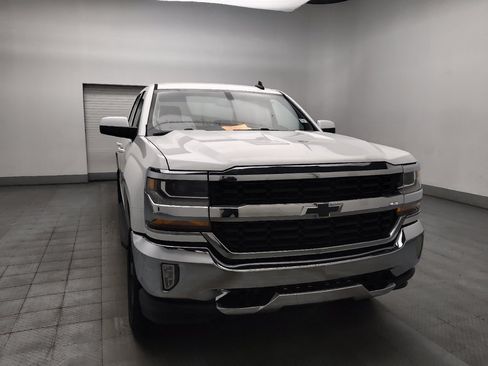 Used 2017 Chevrolet Silverado 1500 LT w/ Texas Edition RWD image 14