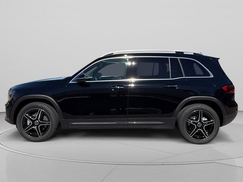 New 2026 Mercedes-Benz GLB 250 4MATIC image 2